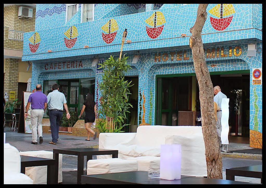 Punta Umbría Hotel Emilio מראה חיצוני תמונה